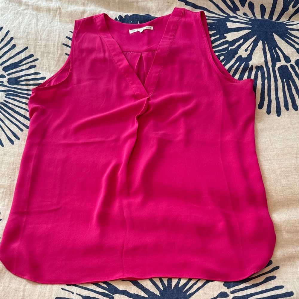 Violet & Claire Fuchsia Sleeveless Blouse